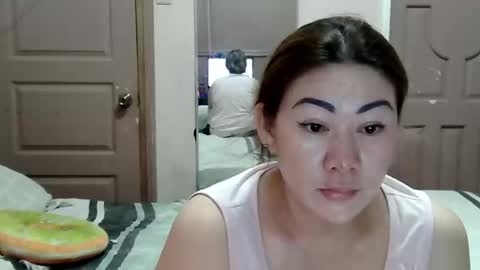 Snapshot of miss_zephyr chatting on 02.09.26 HOT MOMMY ZEPHYR online show from 02.09.26