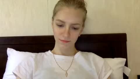 Alli not bb not babe not baby online show from 12.14.24