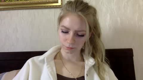 Alli not bb not babe not baby online show from 12.16.24