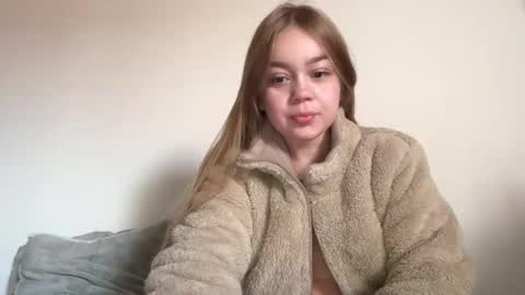 Ameliahs online show from 11.01.25