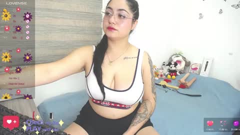 Snapshot of missamy_adams chatting on 01.30.25 AMY INDEPENT MODEL online show from 01.30.25