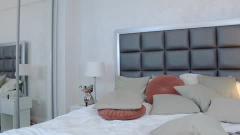Snapshot of missangelinnaa chatting on 12.07.24 n g e l i n a online show from 12.07.24