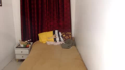 Snapshot of missangelxxx chatting on 12.22.24 missangelxxx online show from 12.22.24
