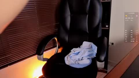 Laura online show from 06.16.26