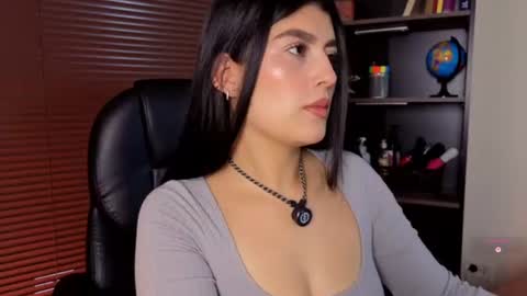 Laura online show from 07.14.26