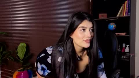 Laura online show from 07.17.26