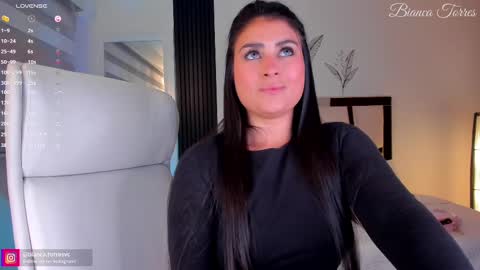 Bianca Torres online show from 02.10.25