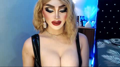 PRIESTESS CHANNEL online show from 01.12.25