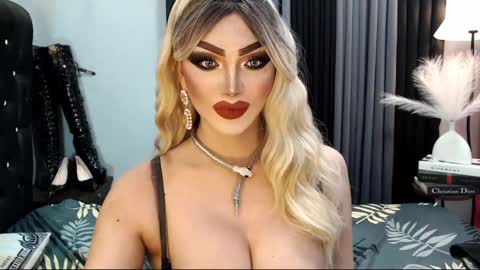 PRIESTESS CHANNEL online show from 02.16.25