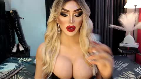 PRIESTESS CHANNEL online show from 02.18.25