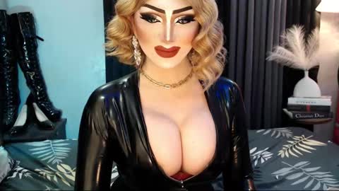 PRIESTESS CHANNEL online show from 09.18.25