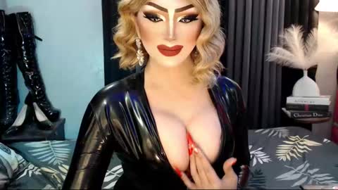 PRIESTESS CHANNEL online show from 09.24.25