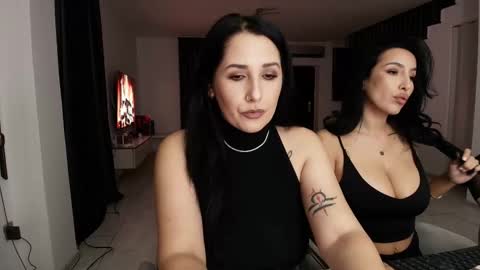 Miss online show from 11.22.25