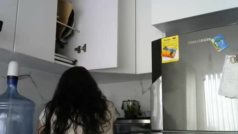 melodie  online show from 01.11.25