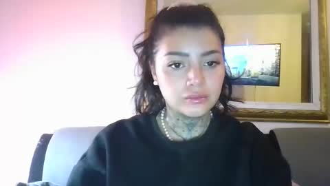 melodie  online show from 01.30.25