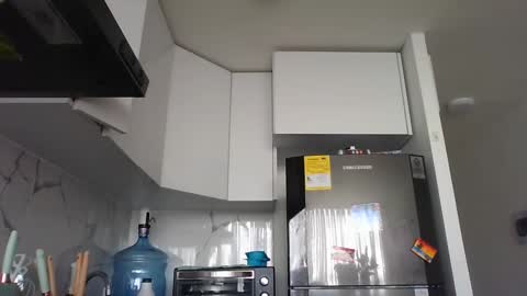 melodie  online show from 02.21.25