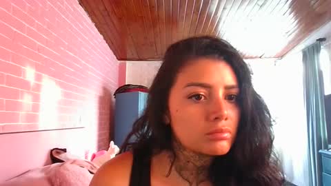 melodie  online show from 09.11.25