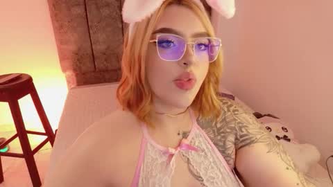 missevans_ online show from 01.06.26