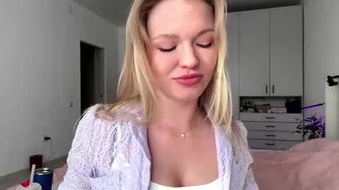 Viola online show from 01.12.26