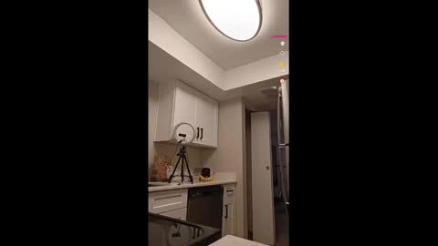 misshannaho online show from 10.06.25