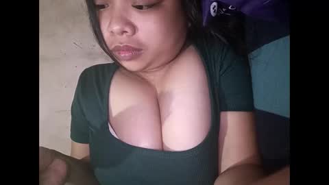 Snapshot of missirubrub chatting on 10.16.25 Missi online show from 10.16.25