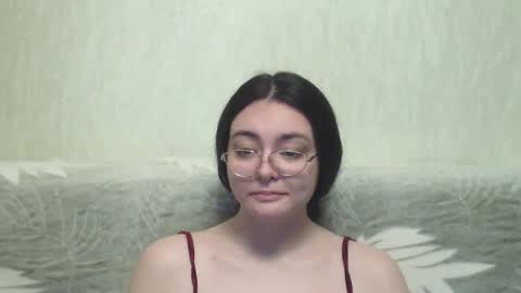 Snapshot of missis_monica_ chatting on 01.12.25 Monica online show from 01.12.25