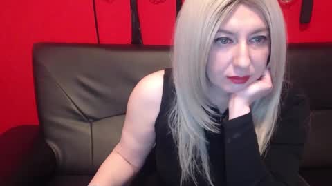 MissKaliAnia online show from 02.25.25