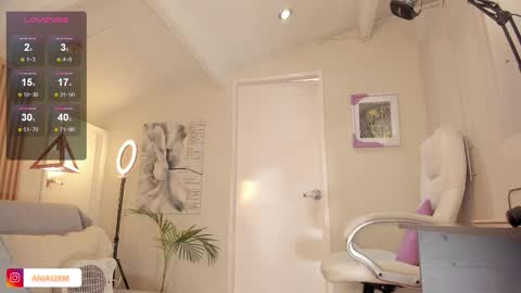 Ania online show from 10.30.25