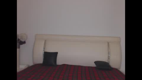 Khloe online show from 01.12.26