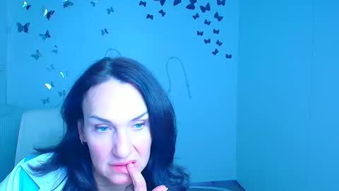 Christina online show from 04.05.26