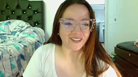 eva   online show from 02.28.25