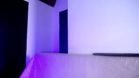 Snapshot of missloise chatting on 01.09.25 Miss Loise online show from 01.09.25