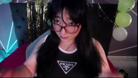 Snapshot of missloise chatting on 02.28.25 Miss Loise online show from 02.28.25