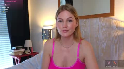 Snapshot of misslucci chatting on 02.26.26 Misslucci online show from 02.26.26