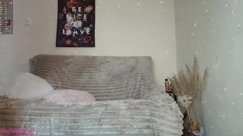  Vi  online show from 11.24.25