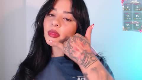 missmariana_ online show from 10.21.25