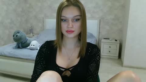 Snapshot of missmariat chatting on 01.16.25 OneGoddess online show from 01.16.25