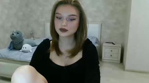 Snapshot of missmariat chatting on 01.21.25 OneGoddess online show from 01.21.25