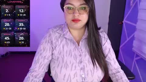 Miia online show from 11.28.25