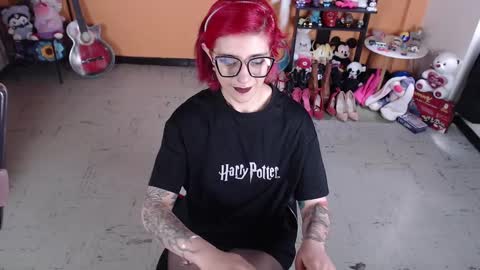 Miss Mia online show from 02.06.25