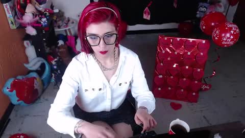 Miss Mia online show from 02.19.25