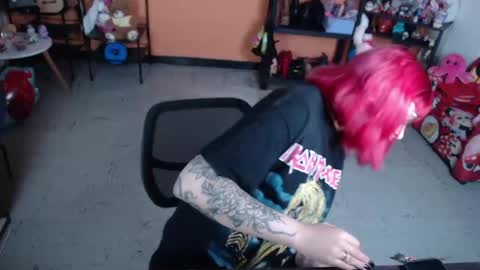 Miss Mia online show from 03.12.26