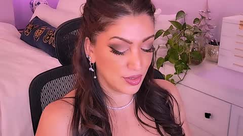 Mina online show from 03.19.26