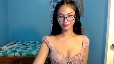 missminervaa online show from 05.09.26