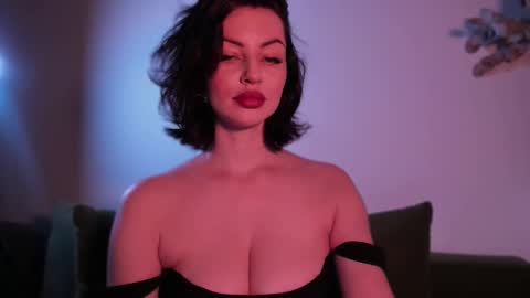   online show from 10.19.25