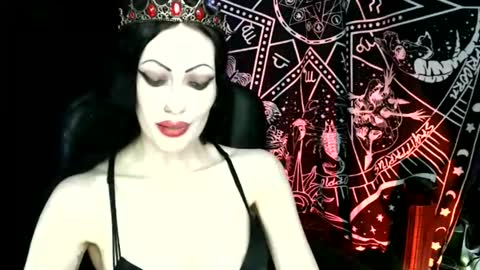 MissMoonDoll online show from 05.20.26