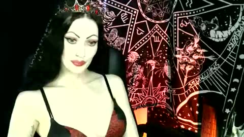 MissMoonDoll online show from 05.27.26