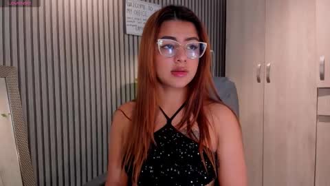 Snapshot of missnaomi_ chatting on 09.09.25 Naomi online show from 09.09.25