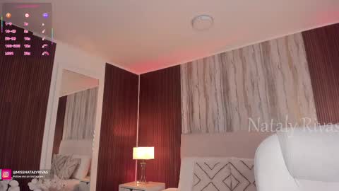 Nataly Rivas online show from 09.17.25