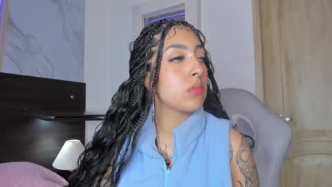 insta miss nickeloo online show from 01.13.25